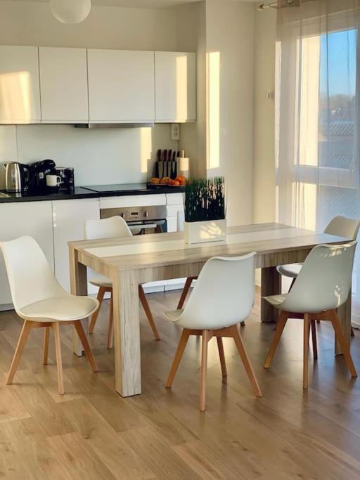 Apartment Pourquoi Notre T3 Avec Parking Est Pour Vous ? *
